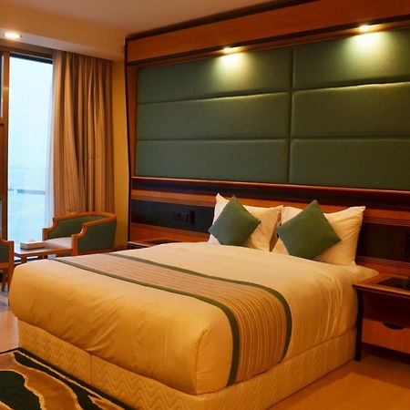 Nooh Tower Apartment Al Hidd ภายนอก รูปภาพ
