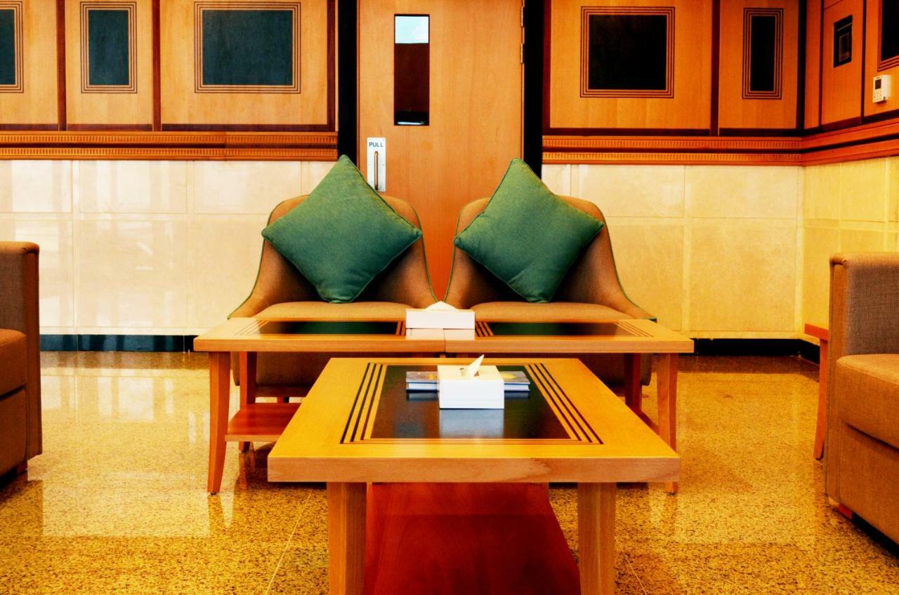 Nooh Tower Apartment Al Hidd ภายนอก รูปภาพ