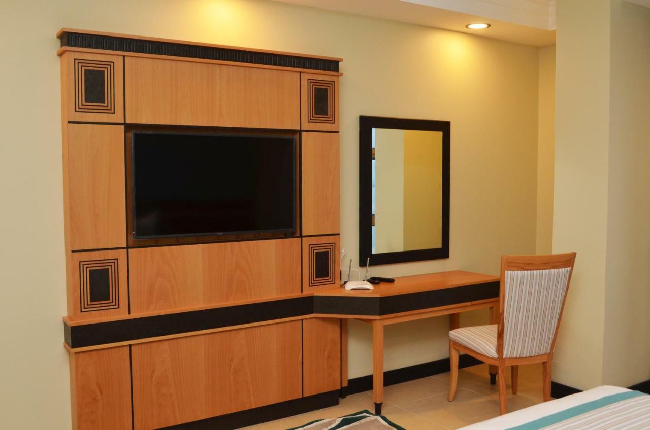 Nooh Tower Apartment Al Hidd ภายนอก รูปภาพ