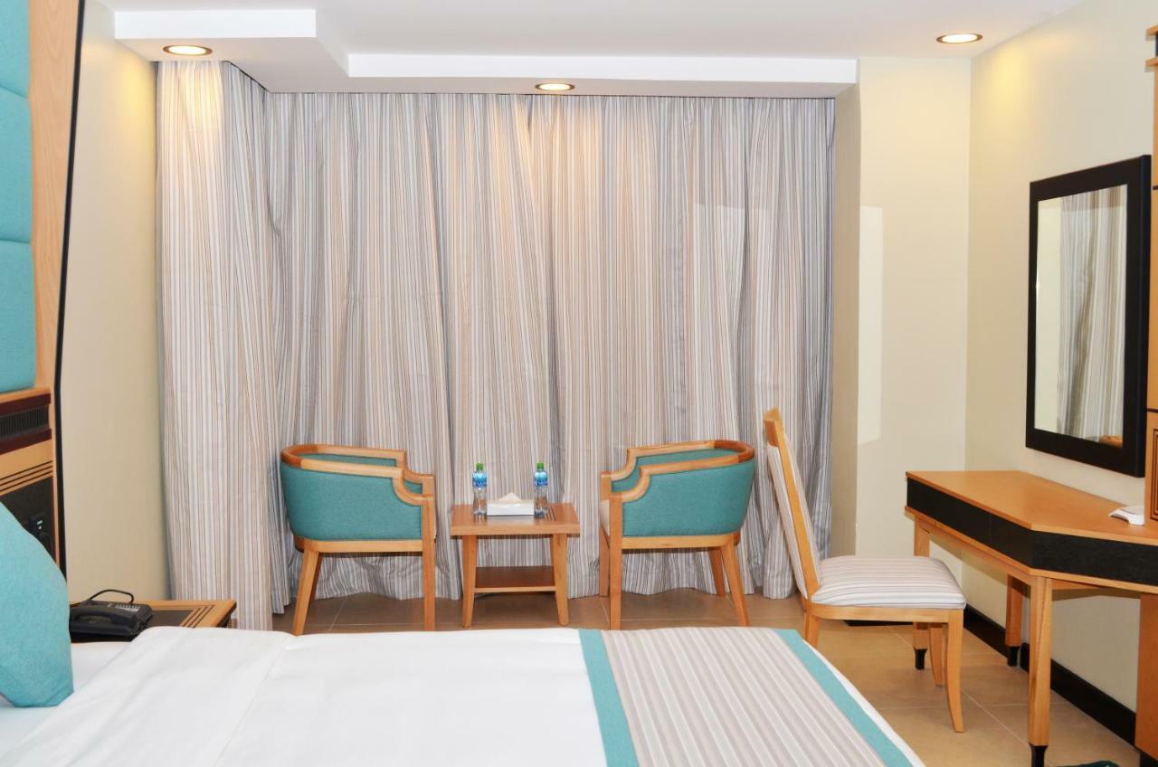 Nooh Tower Apartment Al Hidd ภายนอก รูปภาพ
