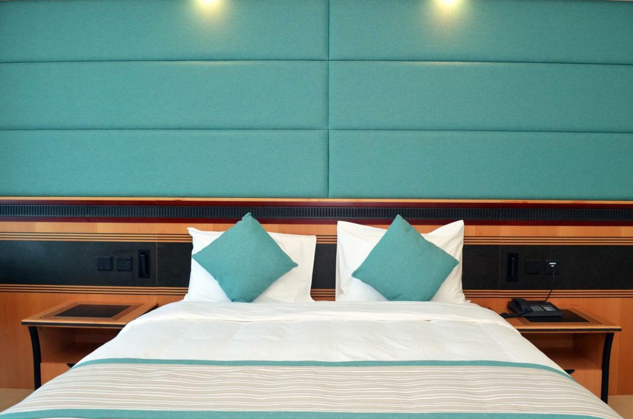 Nooh Tower Apartment Al Hidd ภายนอก รูปภาพ